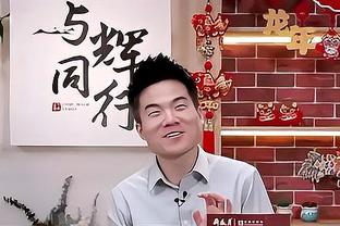 小卡吹哈登：今晚就像买了票来欣赏他表演一样 他的表现令人惊叹